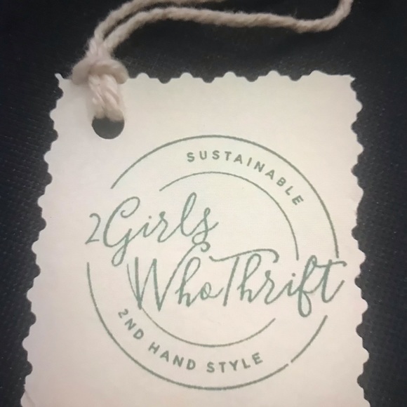 IVORY ELLA Elephant Graphic Long Sleeve Tee Shirt Sz Medium - Picture 7 of 8